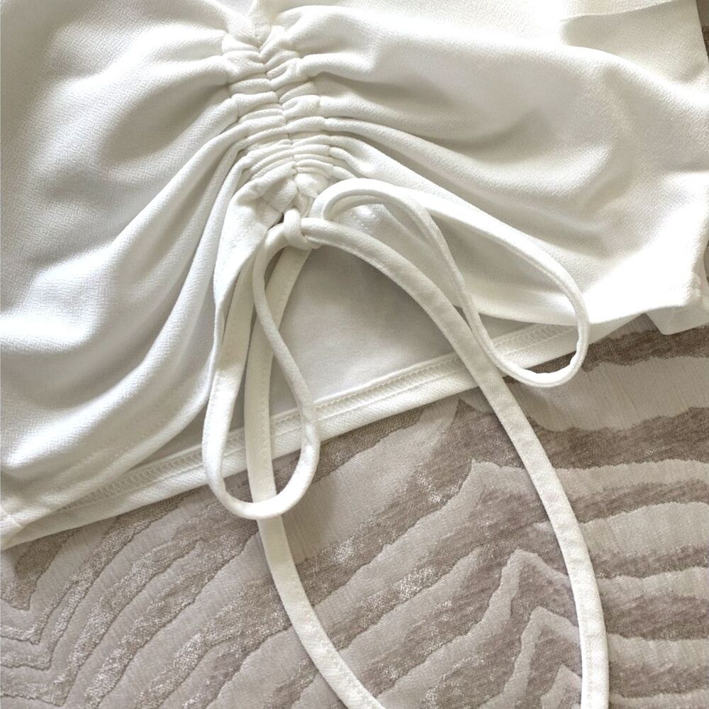 PrettyLittleThing White Ruched Crop Top with Adjustable Drawstring - Picture 9 of 9